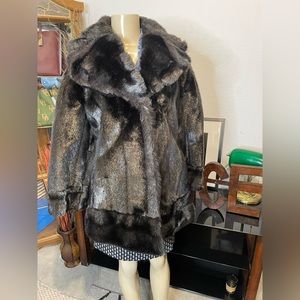 🖤Great Condition Vintage M Stegari New York Fur Coat